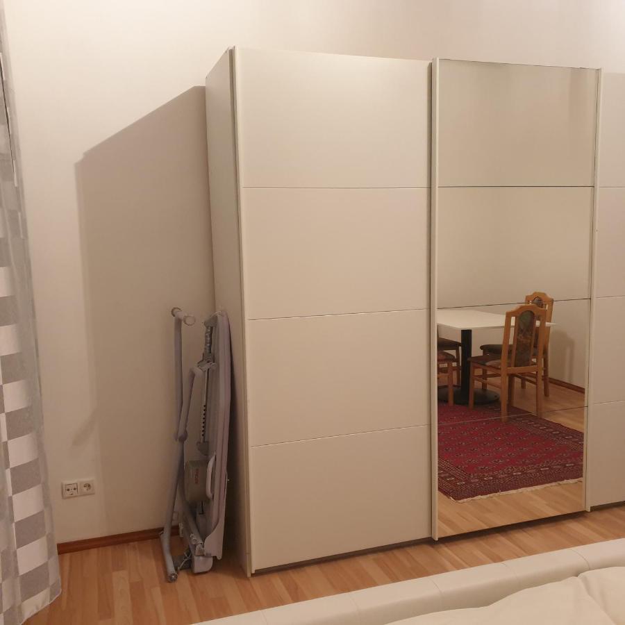 Weisses Appartement Vienne Extérieur photo