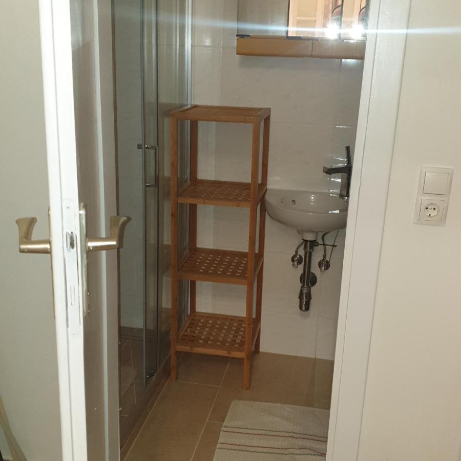 Weisses Appartement Vienne Extérieur photo