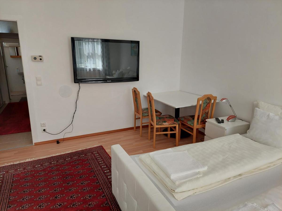 Weisses Appartement Vienne Extérieur photo